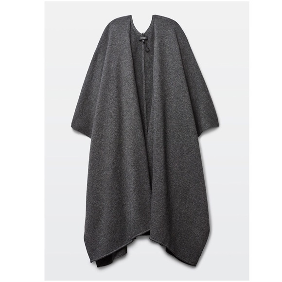 Aritzia Babaton Lenny Sweater Shawl Cape Cardigan - Picture 2 of 4